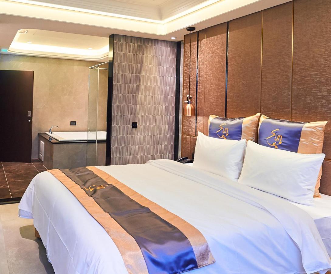 גאושיונג Sun Motel מראה חיצוני תמונה